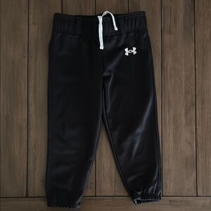 Under Armour Black Baseball Pants with Tapered Ankles and Elastic Waistband